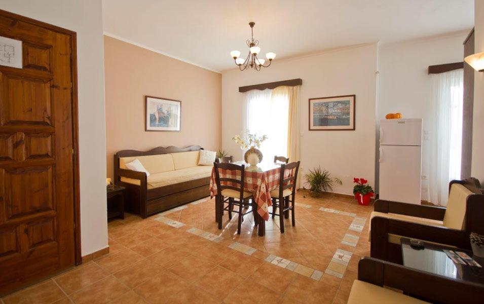 Apartments With View Adamantas Exterior photo