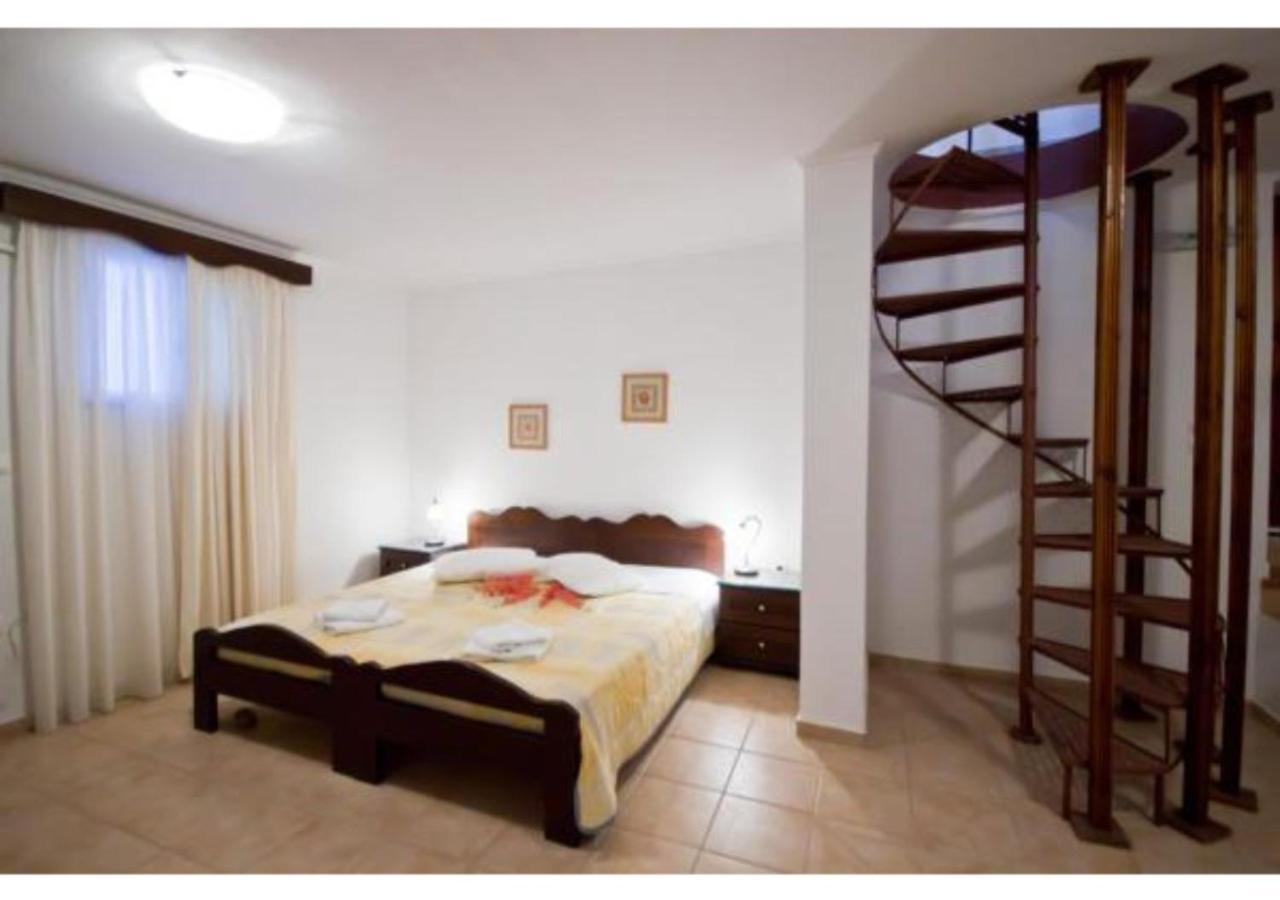 Apartments With View Adamantas Exterior photo